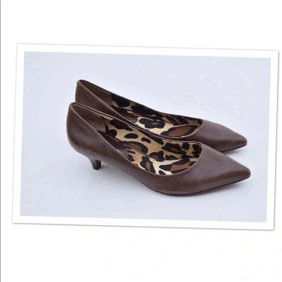 Jessica Simpson low heels - Picture 5 of 8